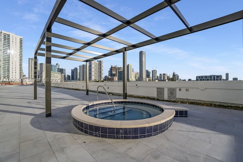 Real estate property located at 10 South River Dr #608, Miami-dade, Neo Condo, Miami, FL