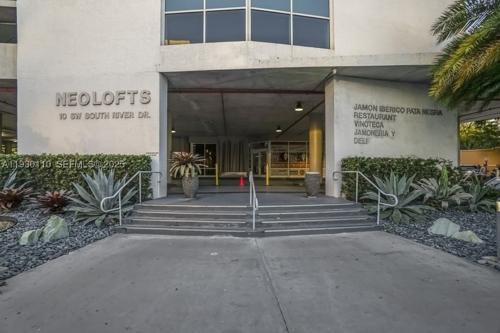Real estate property located at 10 South River Dr #608, Miami-dade, Neo Condo, Miami, FL
