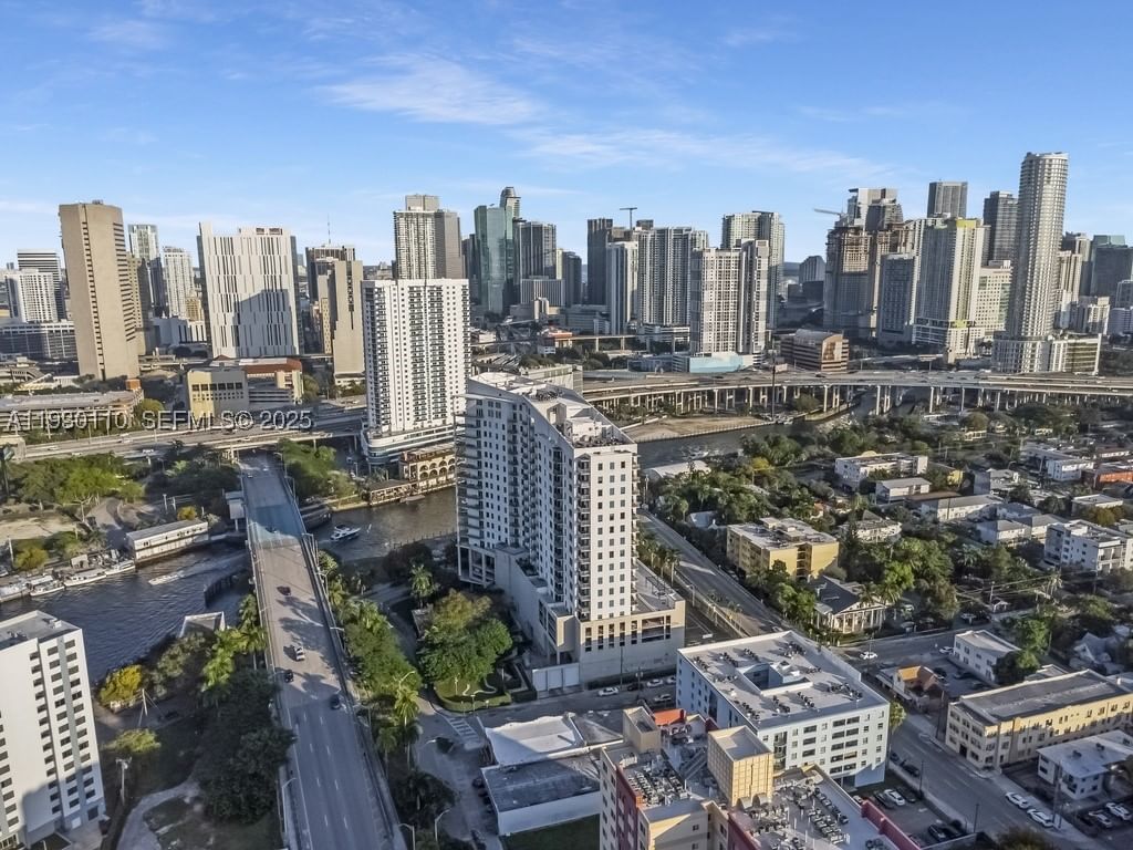 Real estate property located at 10 South River Dr #608, Miami-dade, Neo Condo, Miami, FL
