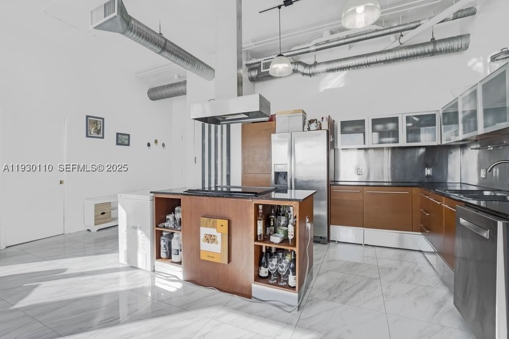 Real estate property located at 10 South River Dr #608, Miami-dade, Neo Condo, Miami, FL