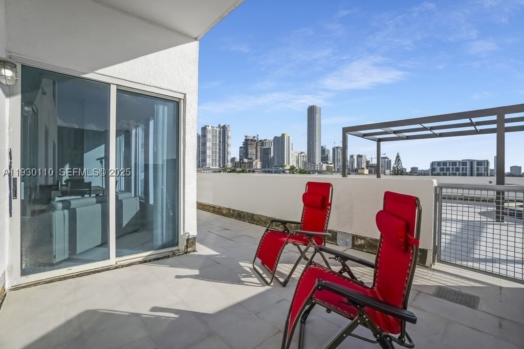 Real estate property located at 10 South River Dr #608, Miami-dade, Neo Condo, Miami, FL