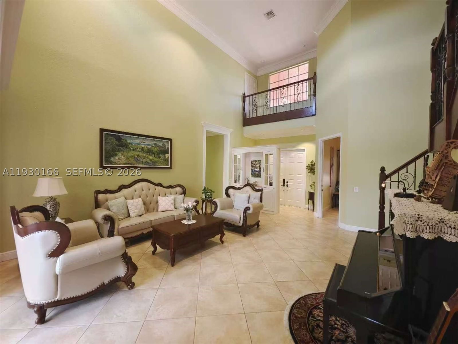 Real estate property located at 1035 Waterside Cir, Broward, Sector 2-parcels 9 & 10, Weston, FL
