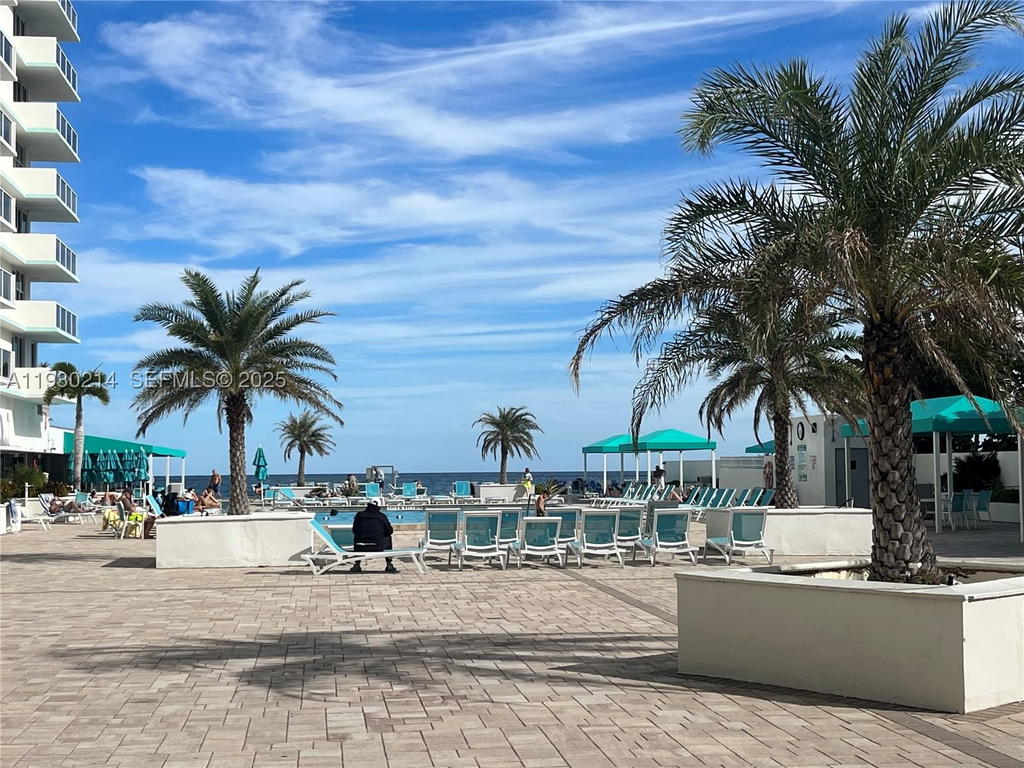 Real estate property located at 3725 Ocean Dr #1421, Broward, Sea Air Towers Condo, Hollywood, FL
