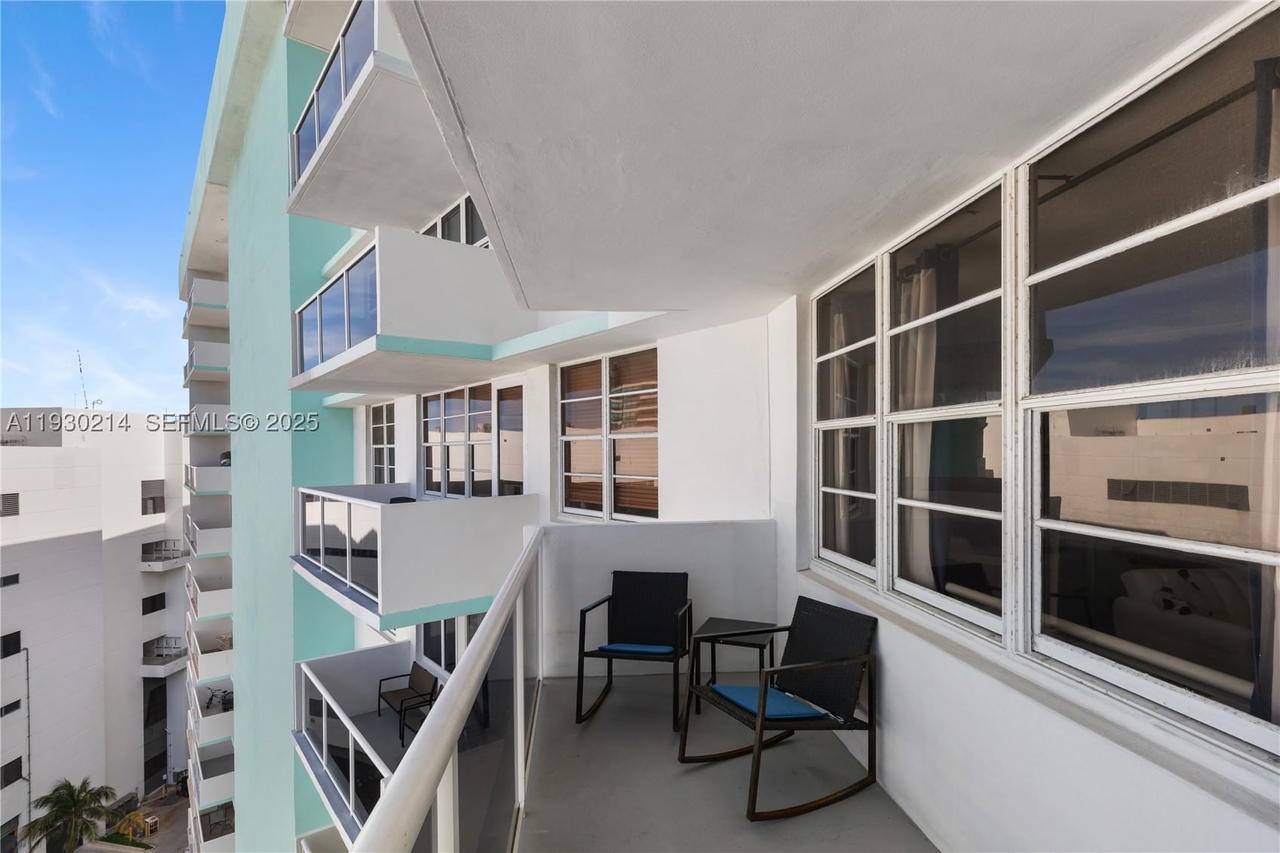 Real estate property located at 3725 Ocean Dr #1421, Broward, Sea Air Towers Condo, Hollywood, FL