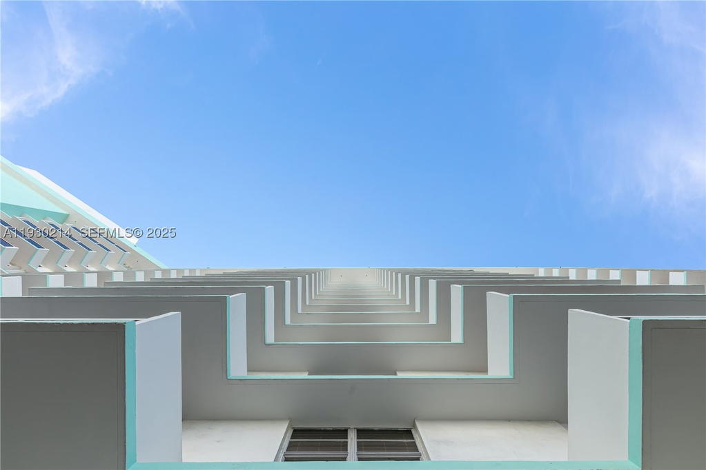 Real estate property located at 3725 Ocean Dr #1421, Broward, Sea Air Towers Condo, Hollywood, FL