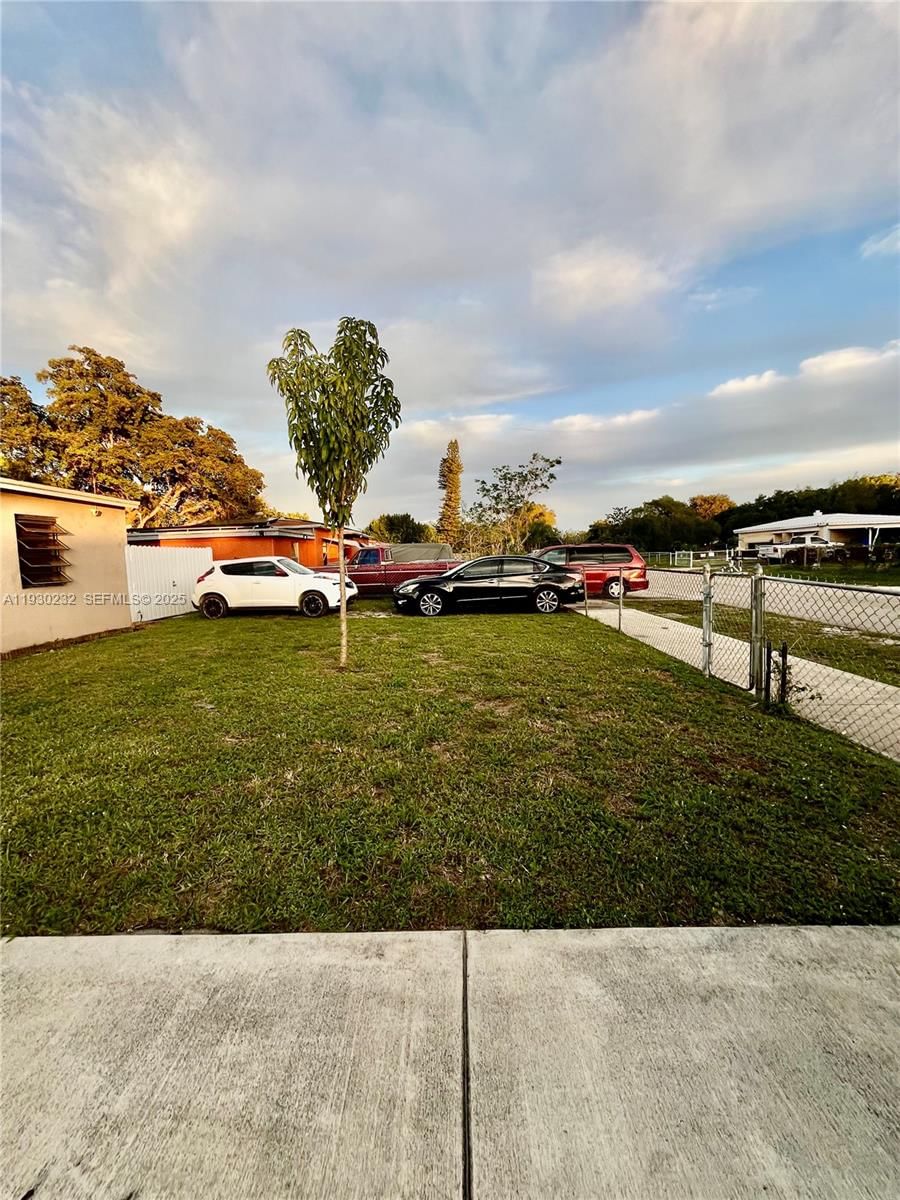 Real estate property located at 1643 12th Ct, Broward, Lauderdale Manors Amd Pla, Fort Lauderdale, FL