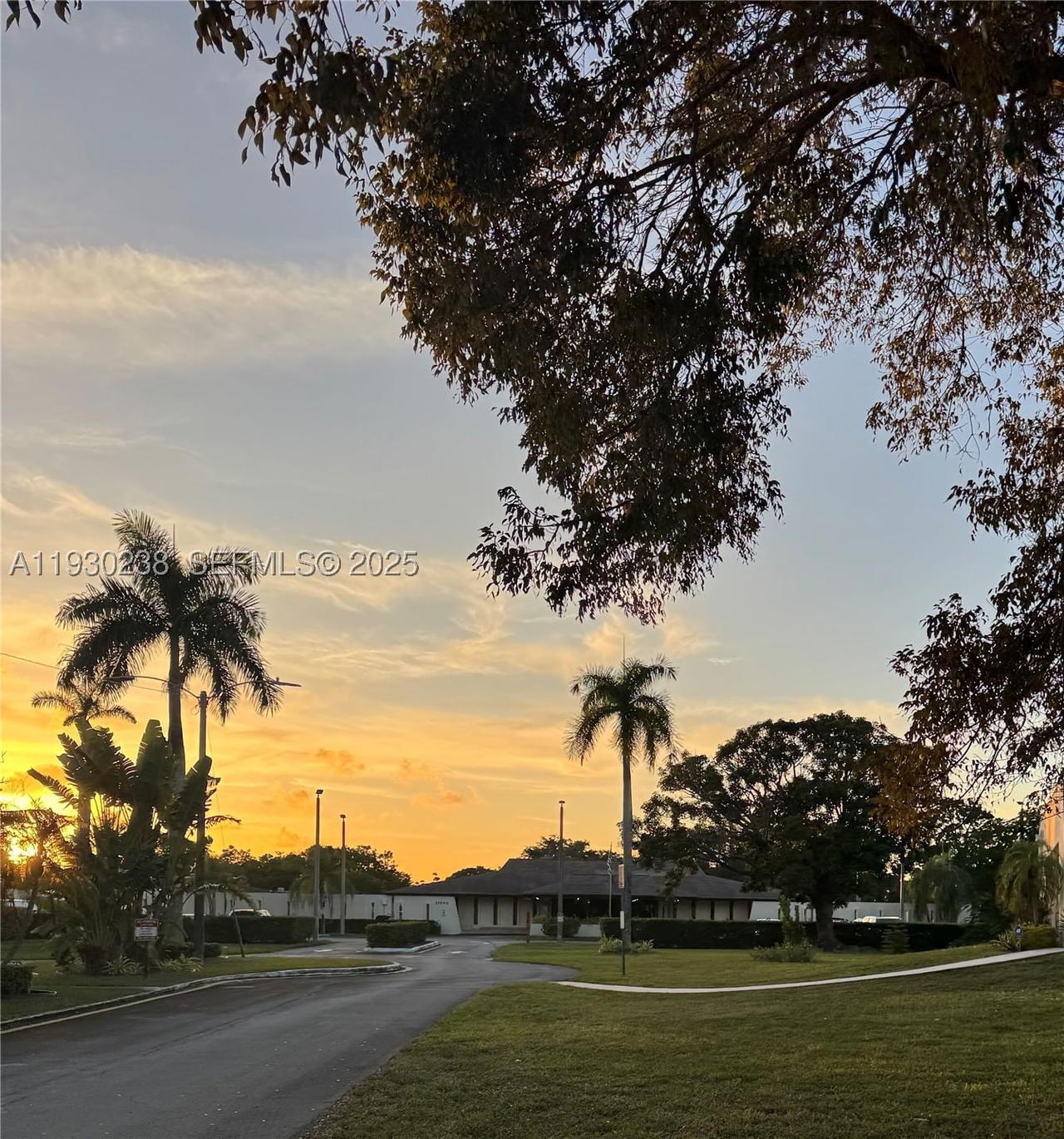 Real estate property located at 11234 169th St V3443, Miami-dade, Green Hills Park West No, Miami, FL