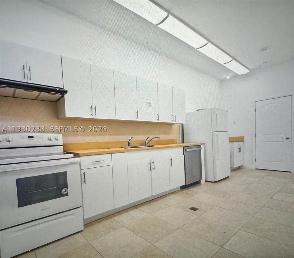 Real estate property located at 11234 169th St V3443, Miami-dade, Green Hills Park West No, Miami, FL