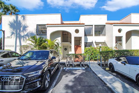 Real estate property located at 3553 Magellan Cir #317-1, Miami-dade, Mariner Village Garden Co, Aventura, FL