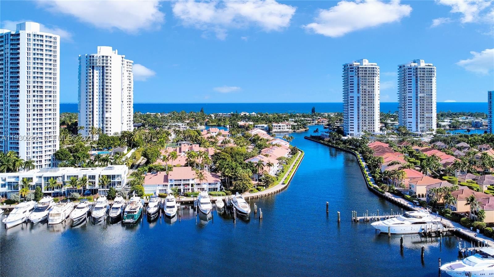 Real estate property located at 3553 Magellan Cir #317-1, Miami-dade, Mariner Village Garden Co, Aventura, FL