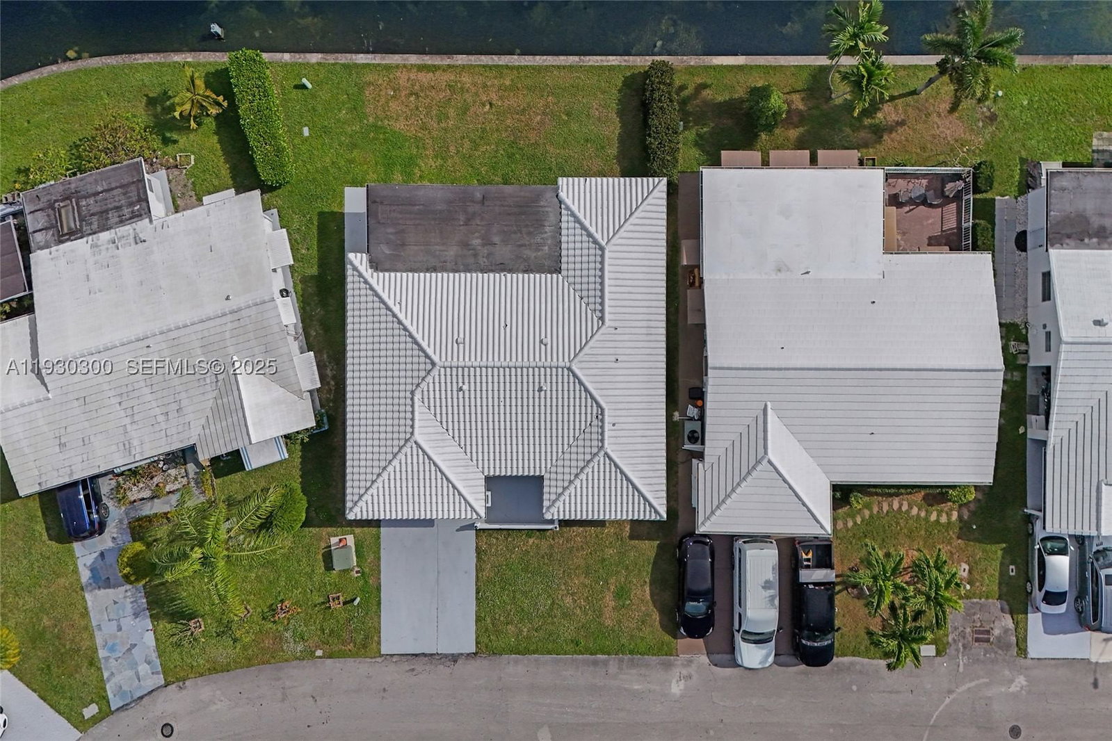 Real estate property located at 5810 81st Ave, Broward, Mainlands Of Tamarac Lake, Tamarac, FL