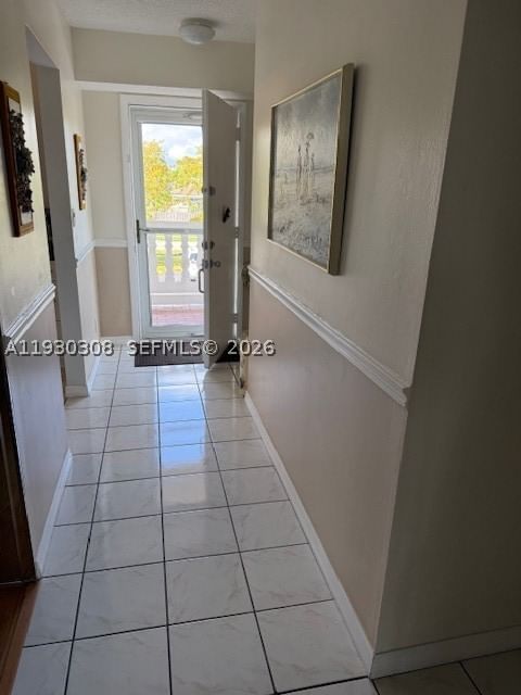 Real estate property located at 324 10th St #207, Broward, Meadowbrook Lakes Condo, Dania Beach, FL