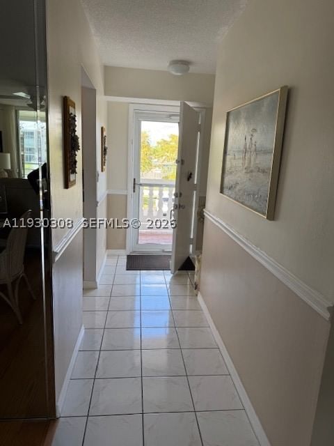 Real estate property located at 324 10th St #207, Broward, Meadowbrook Lakes Condo, Dania Beach, FL