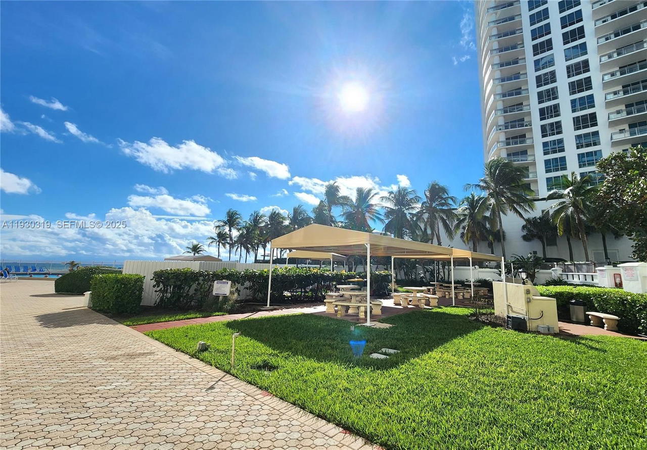 Real estate property located at 3505 Ocean Dr PH06 aka 1506, Broward, Alexander Towers Condo, Hollywood, FL