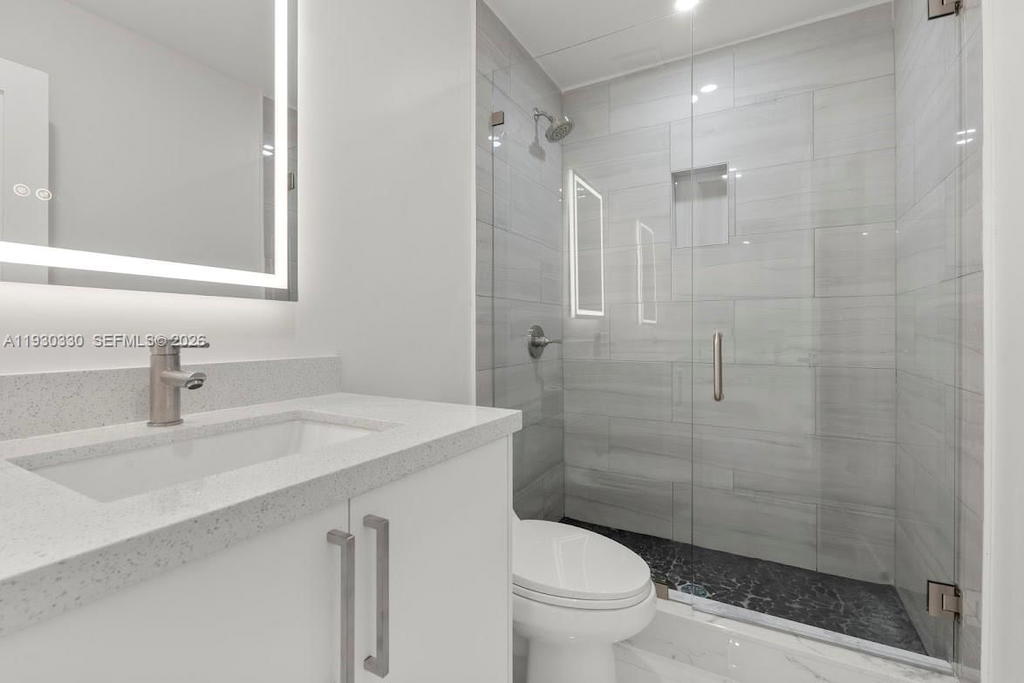 Real estate property located at 2737 55th Pl, Miami-dade, Alameda By The Lake, Hialeah, FL