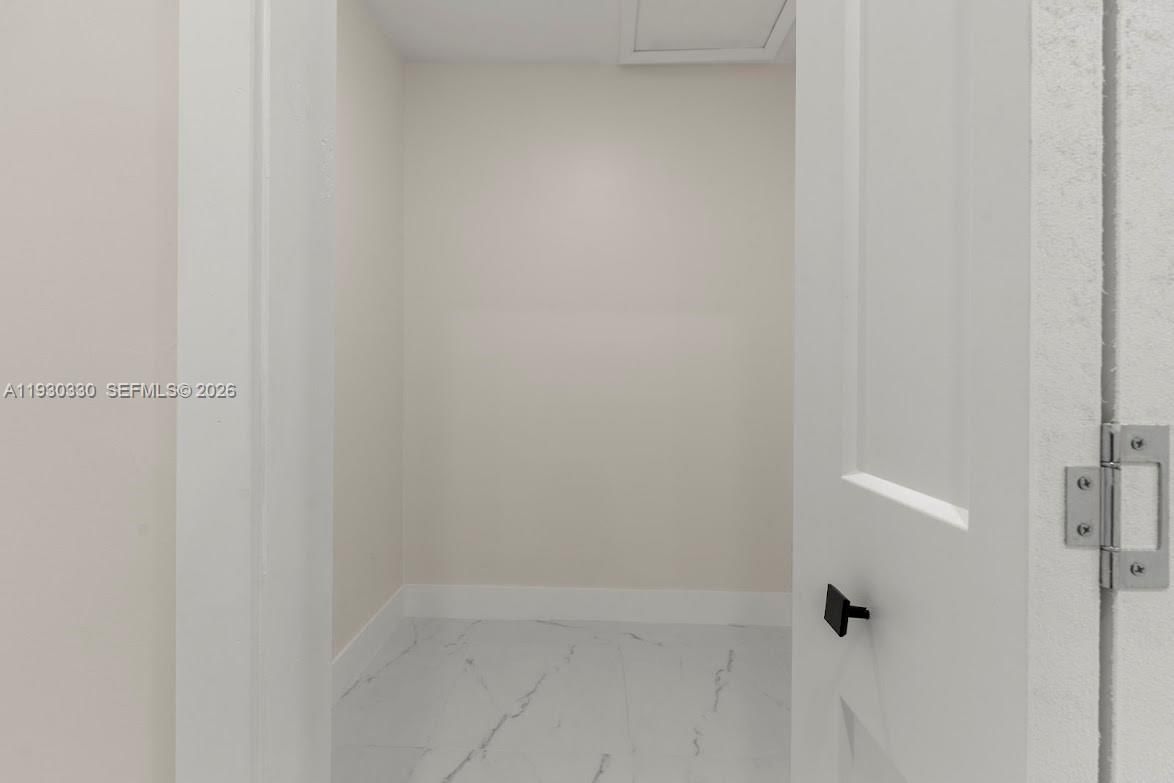 Real estate property located at 2737 55th Pl, Miami-dade, Alameda By The Lake, Hialeah, FL