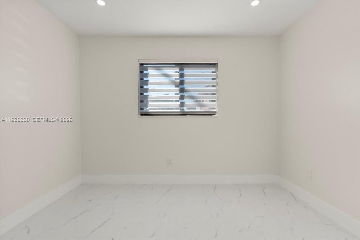 Real estate property located at 2737 55th Pl, Miami-dade, Alameda By The Lake, Hialeah, FL