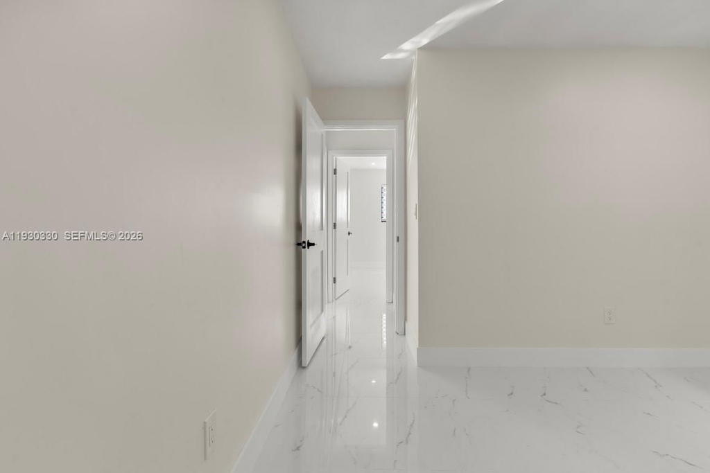 Real estate property located at 2737 55th Pl, Miami-dade, Alameda By The Lake, Hialeah, FL