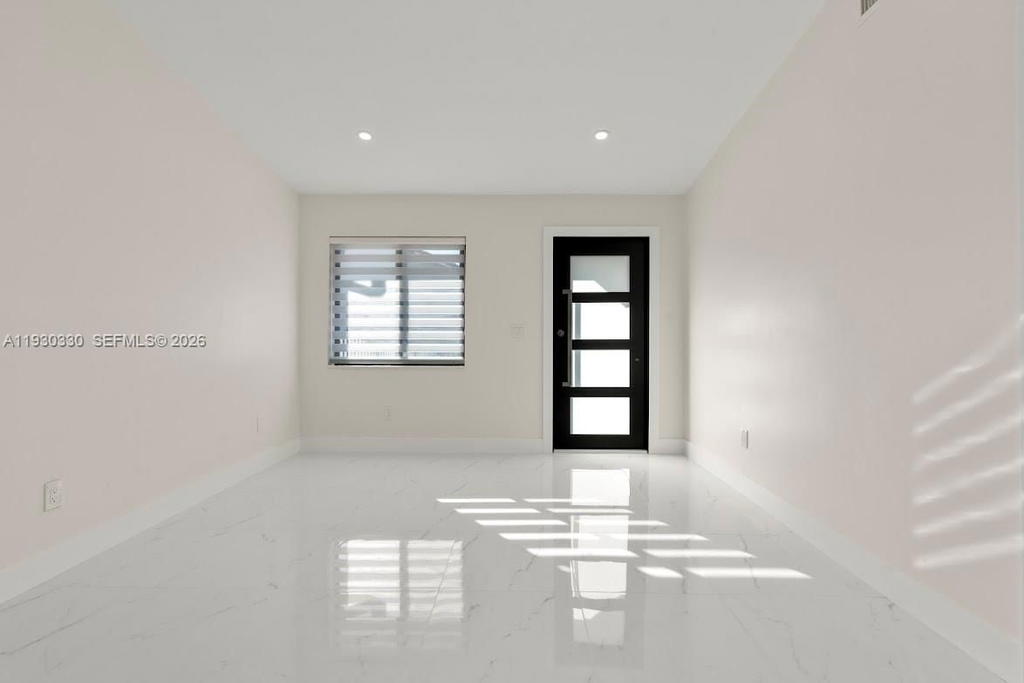 Real estate property located at 2737 55th Pl, Miami-dade, Alameda By The Lake, Hialeah, FL