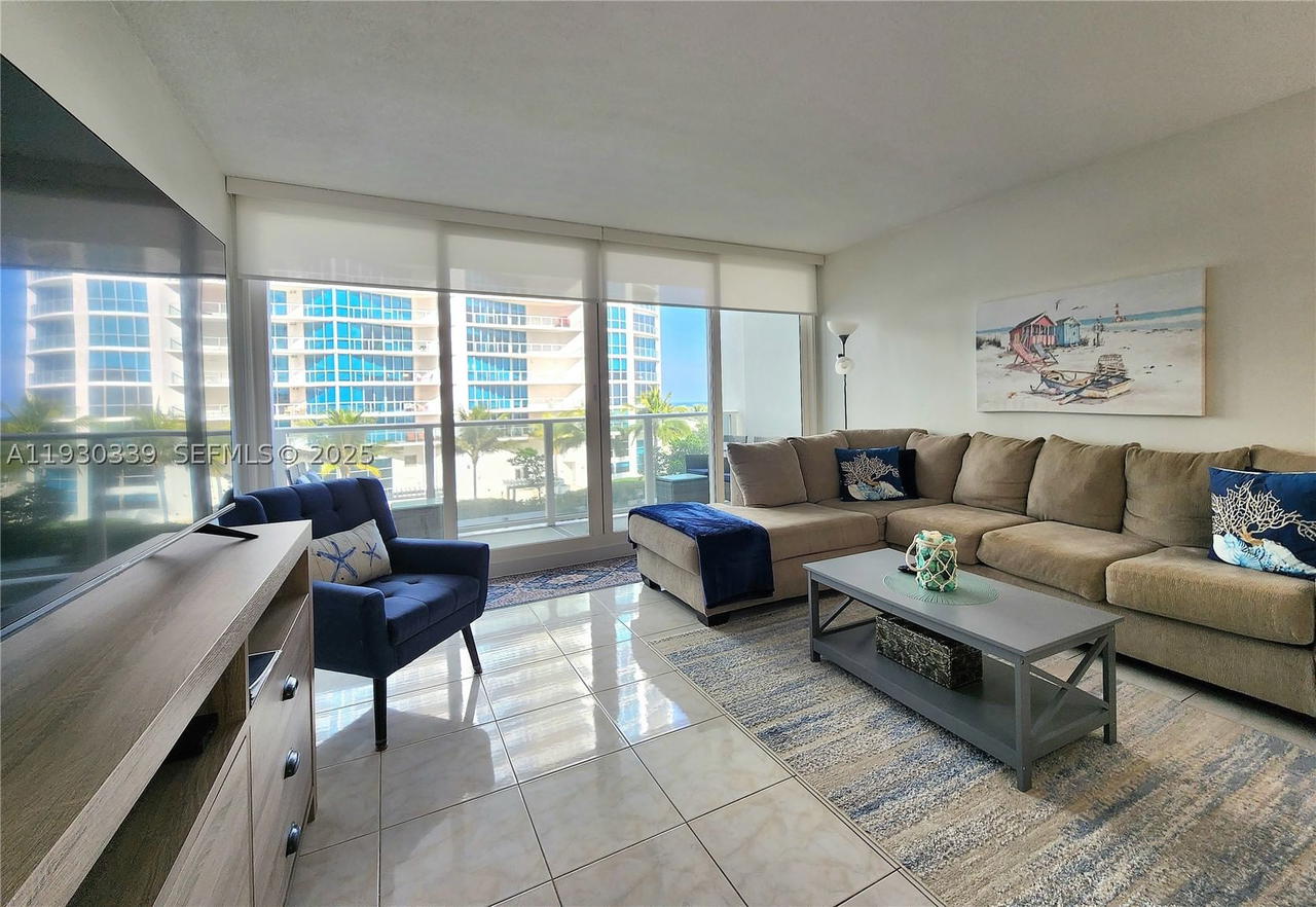 Real estate property located at 3505 Ocean Dr #508, Broward, Alexander Towers Condo, Hollywood, FL