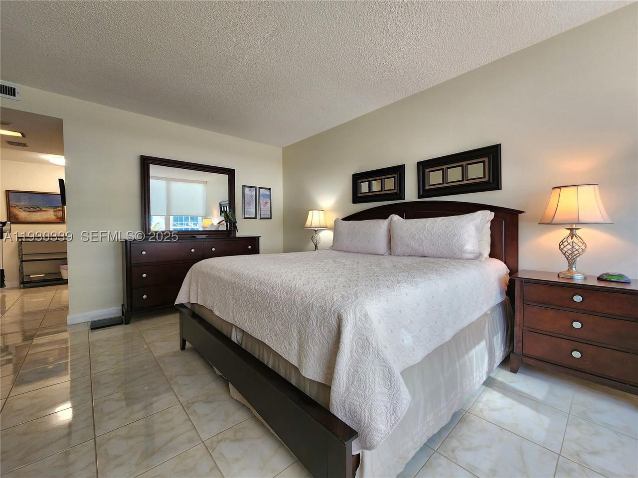 Real estate property located at 3505 Ocean Dr #508, Broward, Alexander Towers Condo, Hollywood, FL