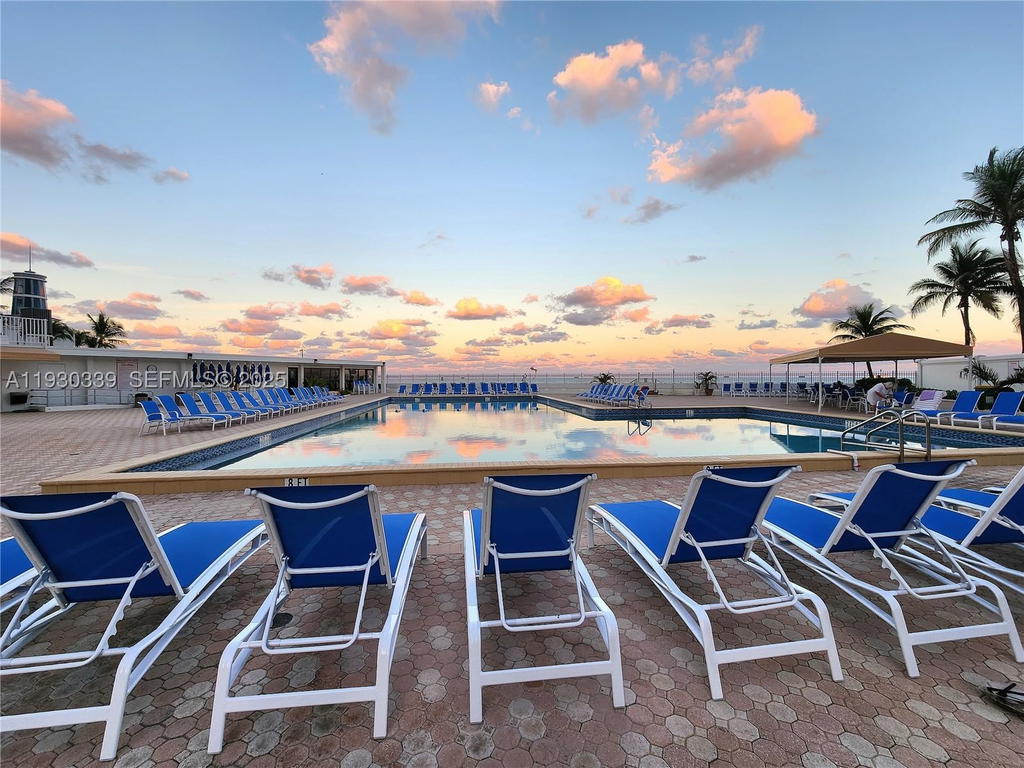 Real estate property located at 3505 Ocean Dr #508, Broward, Alexander Towers Condo, Hollywood, FL