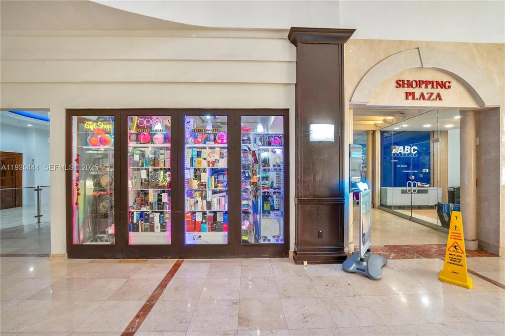 Real estate property located at 19201 Collins Ave #124, Miami-dade, The Aventura Beach Club C, Sunny Isles Beach, FL