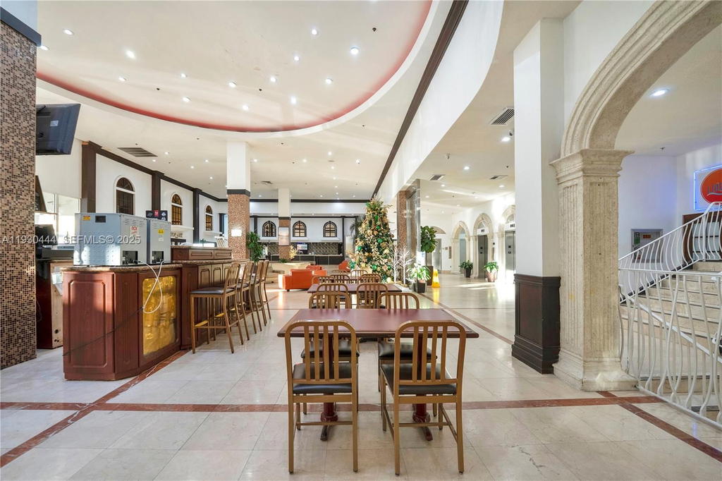 Real estate property located at 19201 Collins Ave #124, Miami-dade, The Aventura Beach Club C, Sunny Isles Beach, FL