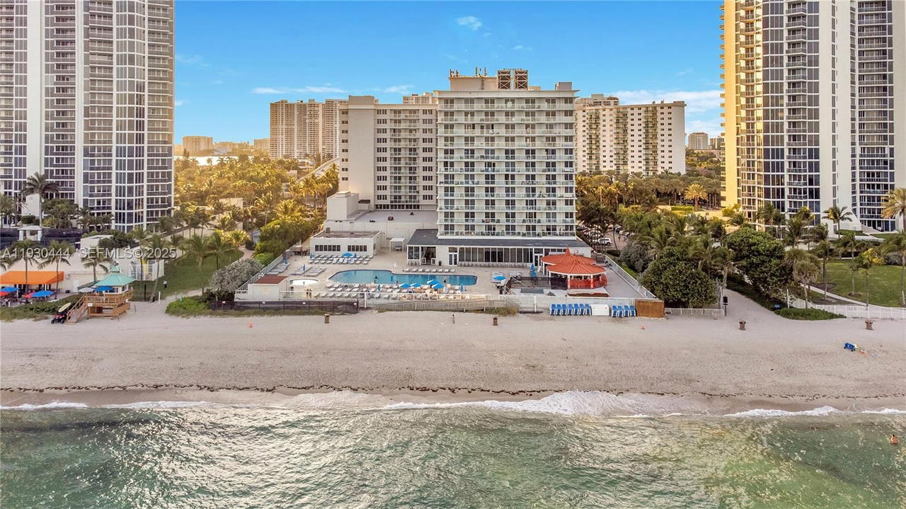 Real estate property located at 19201 Collins Ave #124, Miami-dade, The Aventura Beach Club C, Sunny Isles Beach, FL