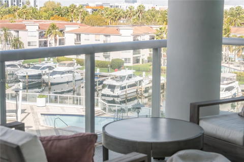 Real estate property located at 3131 188th St #2-605, Miami-dade, The Atrium At Aventura Co, Aventura, FL