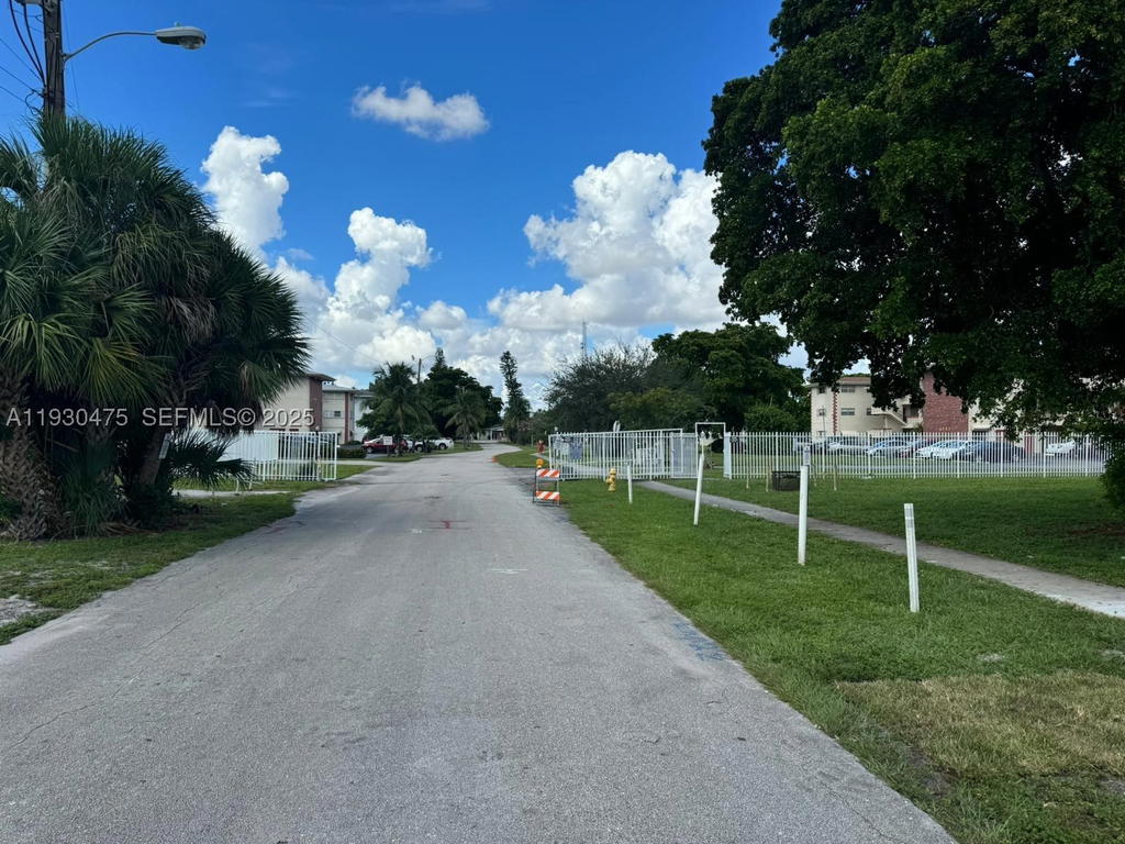 Real estate property located at 4771 10th Ct #118, Broward, Lake Park Gardens 3 Inc C, Plantation, FL