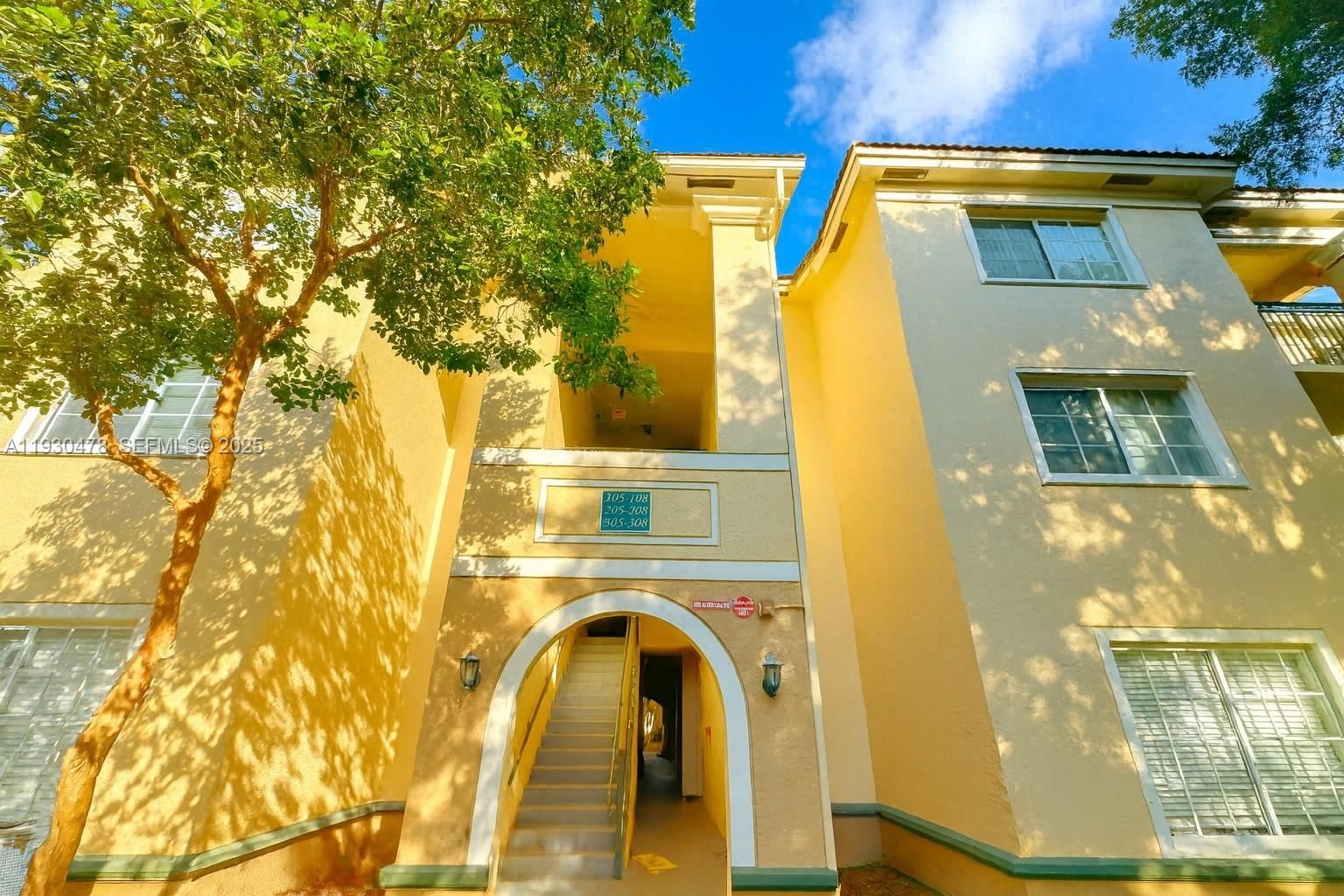 Real estate property located at 2564 Centergate Dr #208, Broward, Aventine At Miramar Condo, Miramar, FL