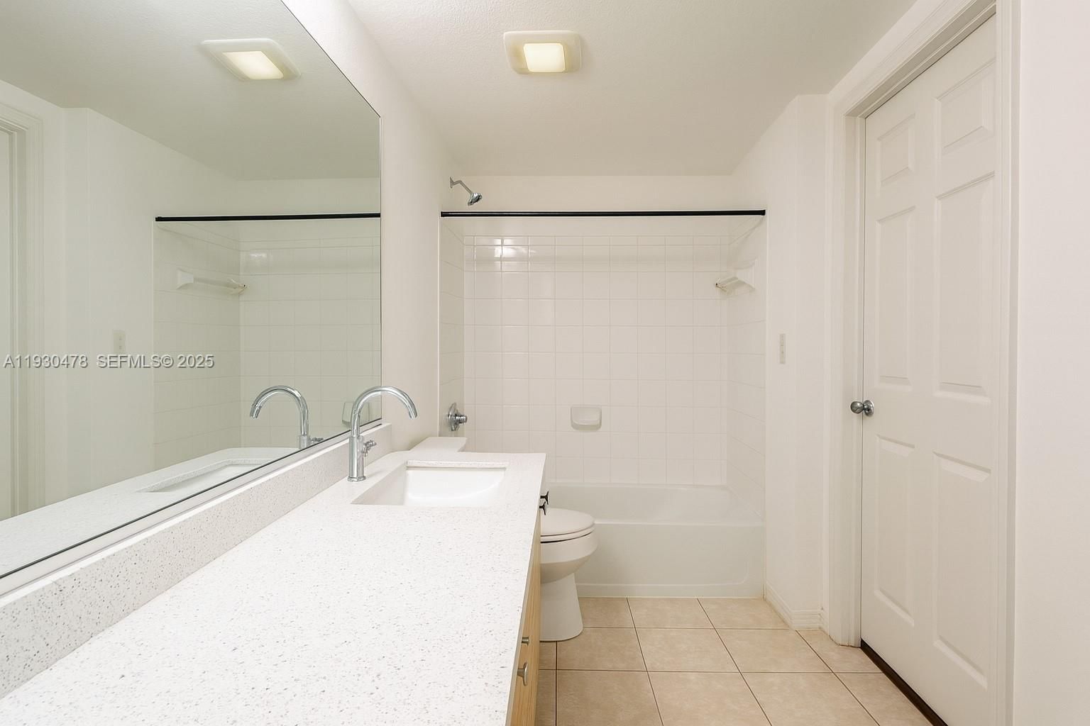Real estate property located at 2564 Centergate Dr #208, Broward, Aventine At Miramar Condo, Miramar, FL