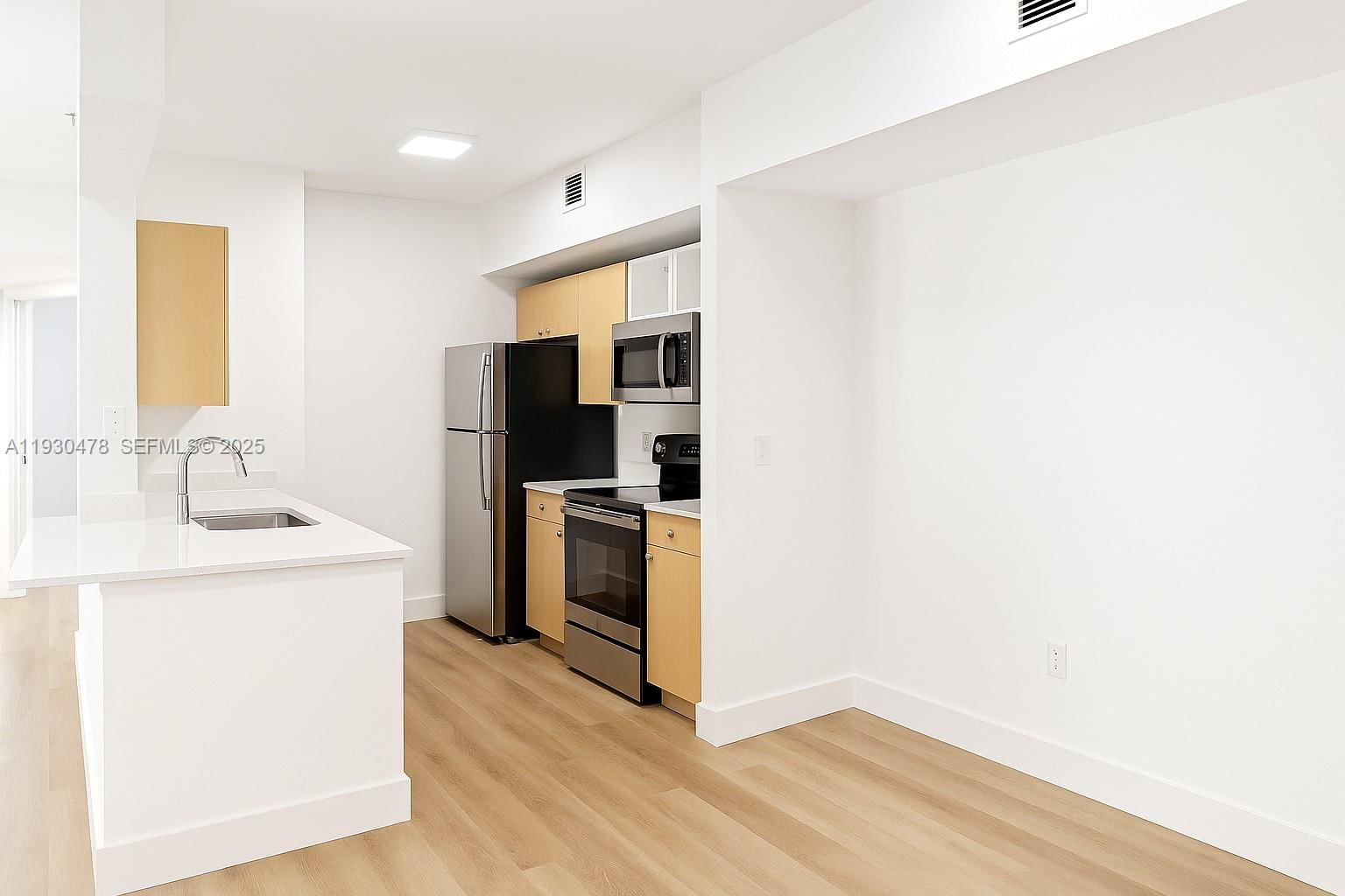 Real estate property located at 2564 Centergate Dr #208, Broward, Aventine At Miramar Condo, Miramar, FL