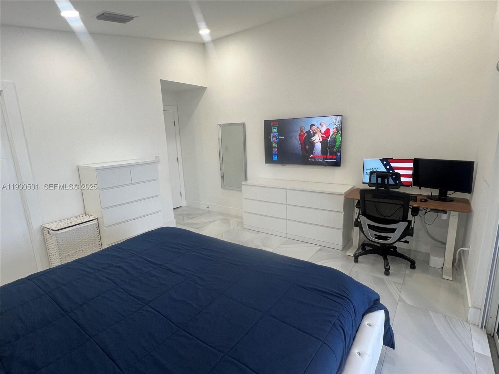 Real estate property located at 6101 153rd Ct Rd, Miami-dade, Westwind Lakes Sec 6, Miami, FL