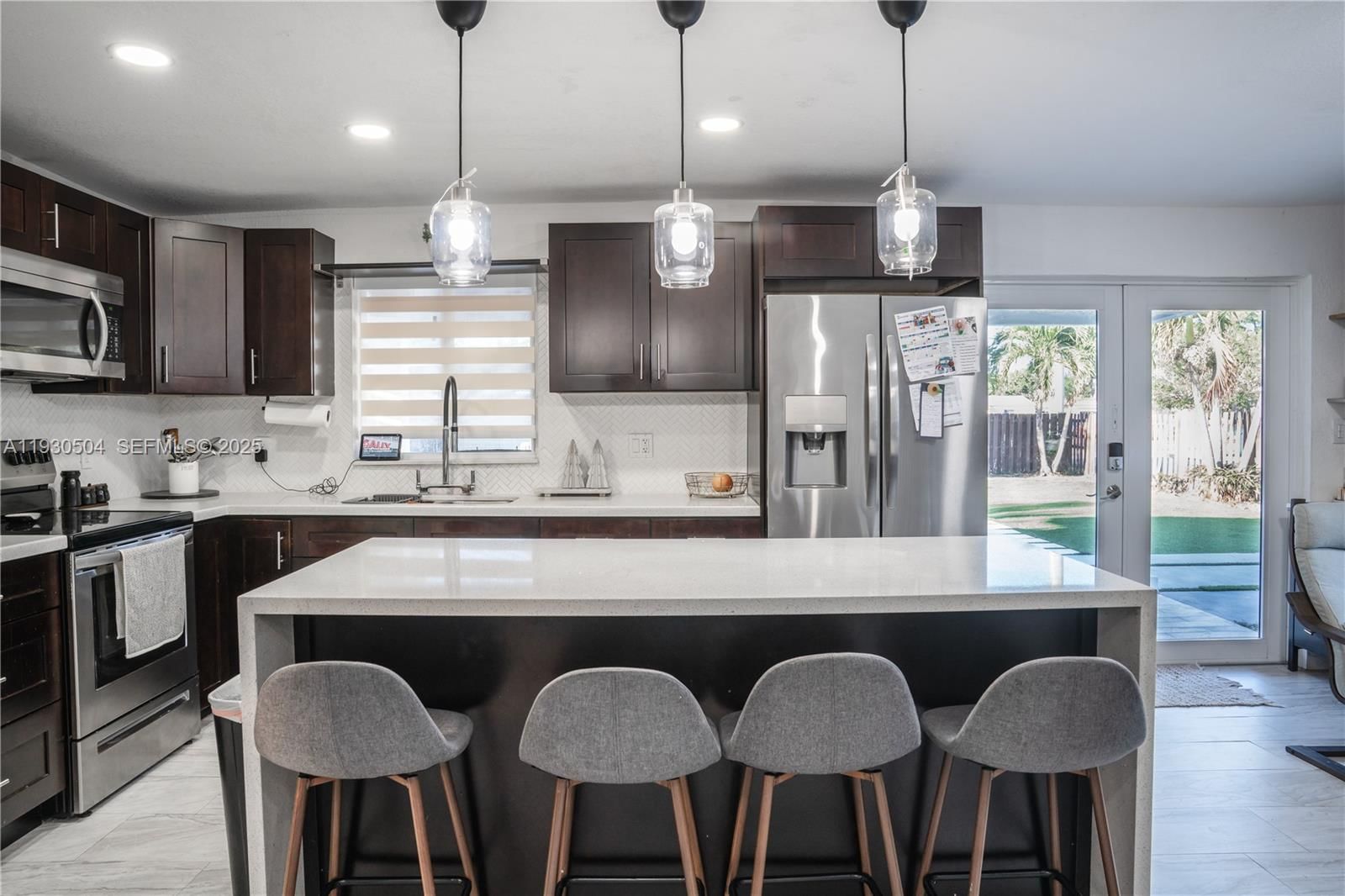 Real estate property located at 2403 Rodman St, Broward, Washington Heights Add, Hollywood, FL