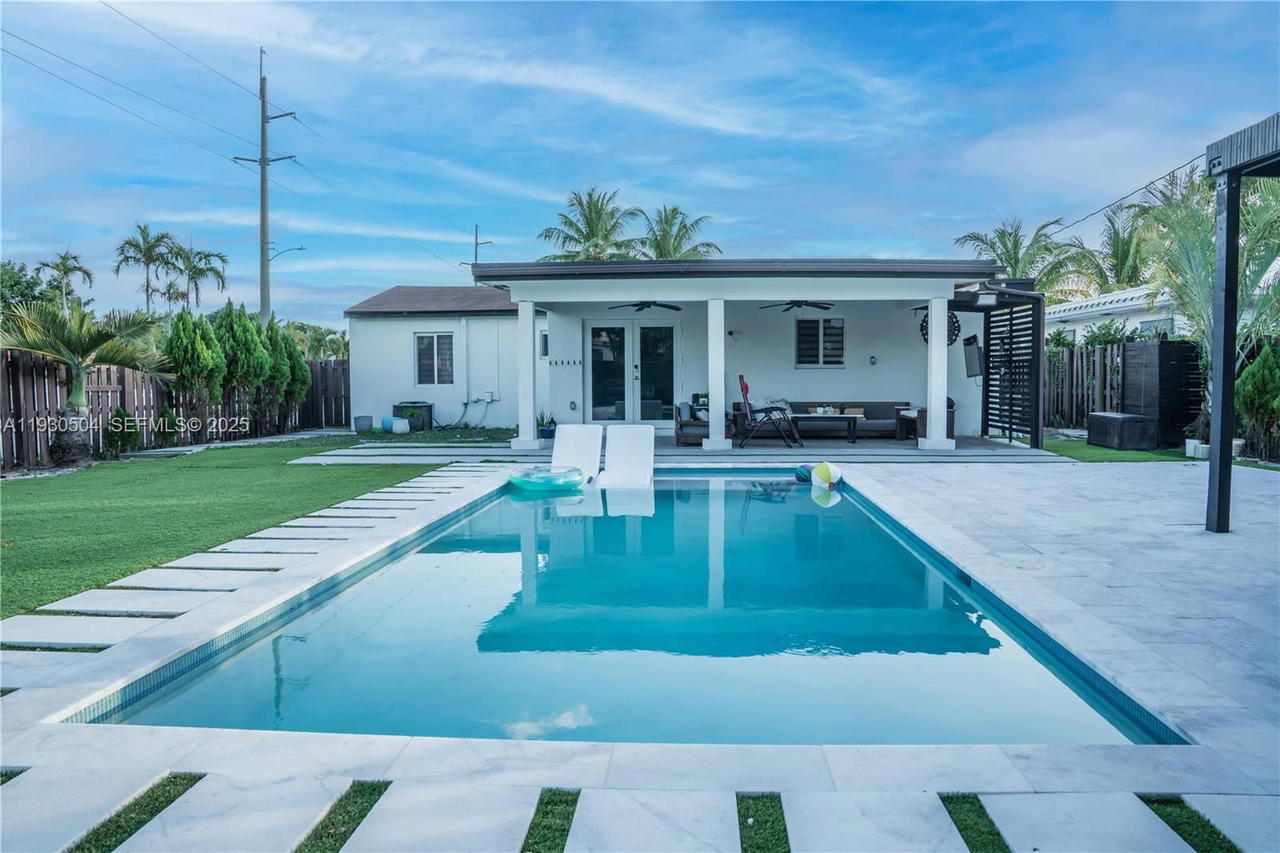 Real estate property located at 2403 Rodman St, Broward, Washington Heights Add, Hollywood, FL