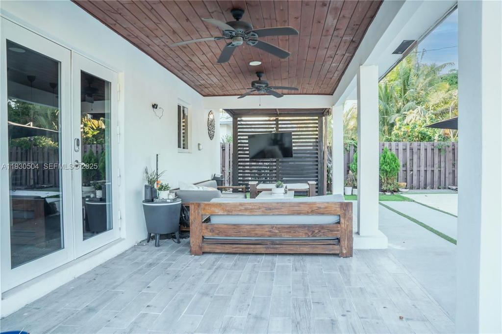 Real estate property located at 2403 Rodman St, Broward, Washington Heights Add, Hollywood, FL