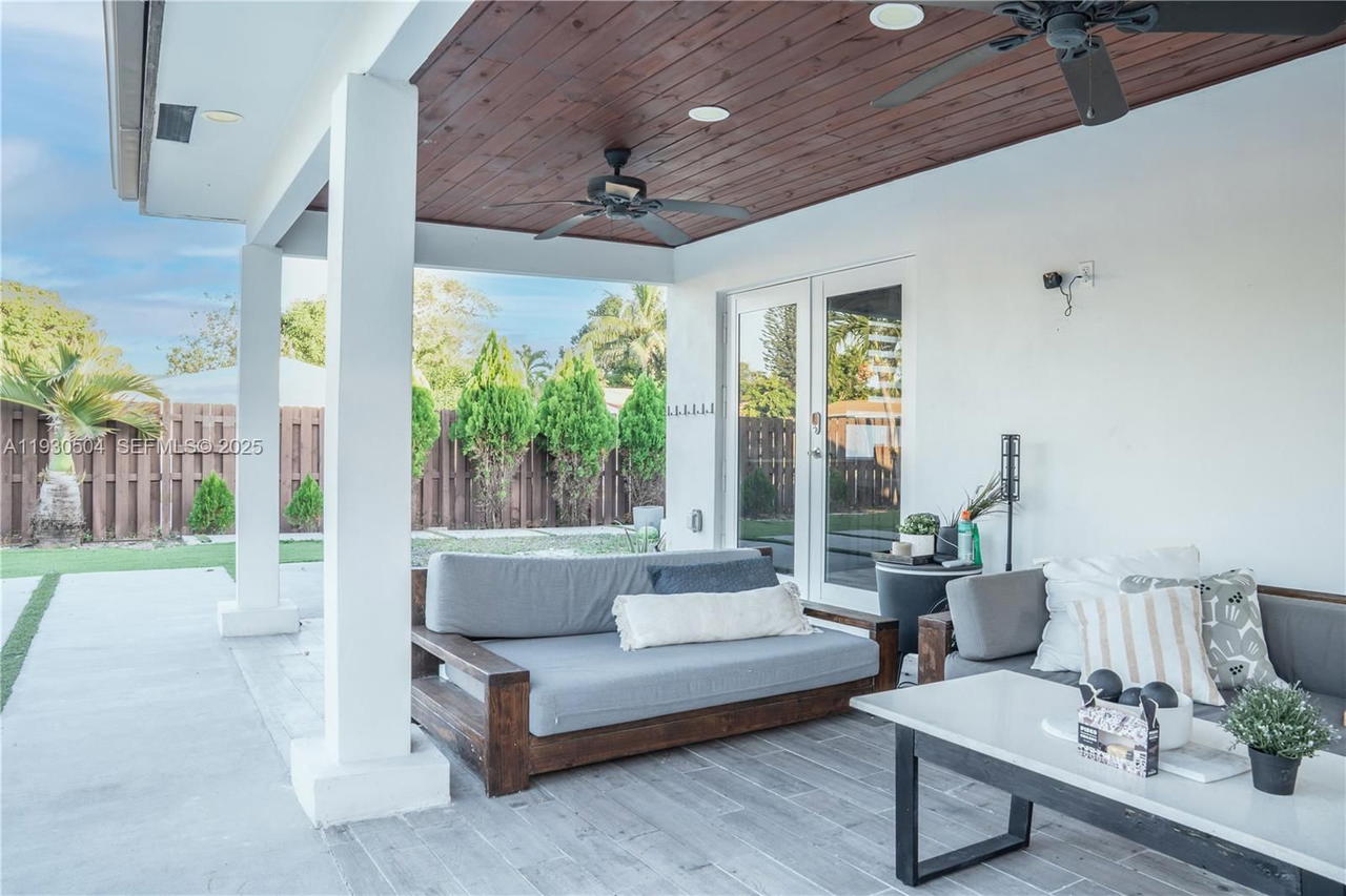 Real estate property located at 2403 Rodman St, Broward, Washington Heights Add, Hollywood, FL