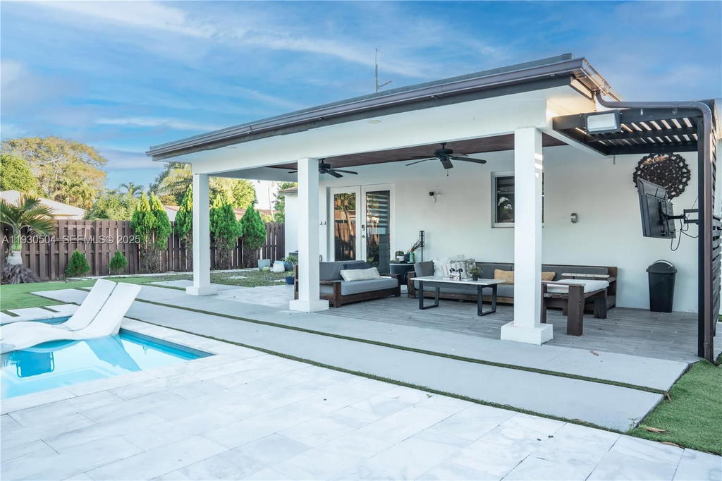 Real estate property located at 2403 Rodman St, Broward, Washington Heights Add, Hollywood, FL