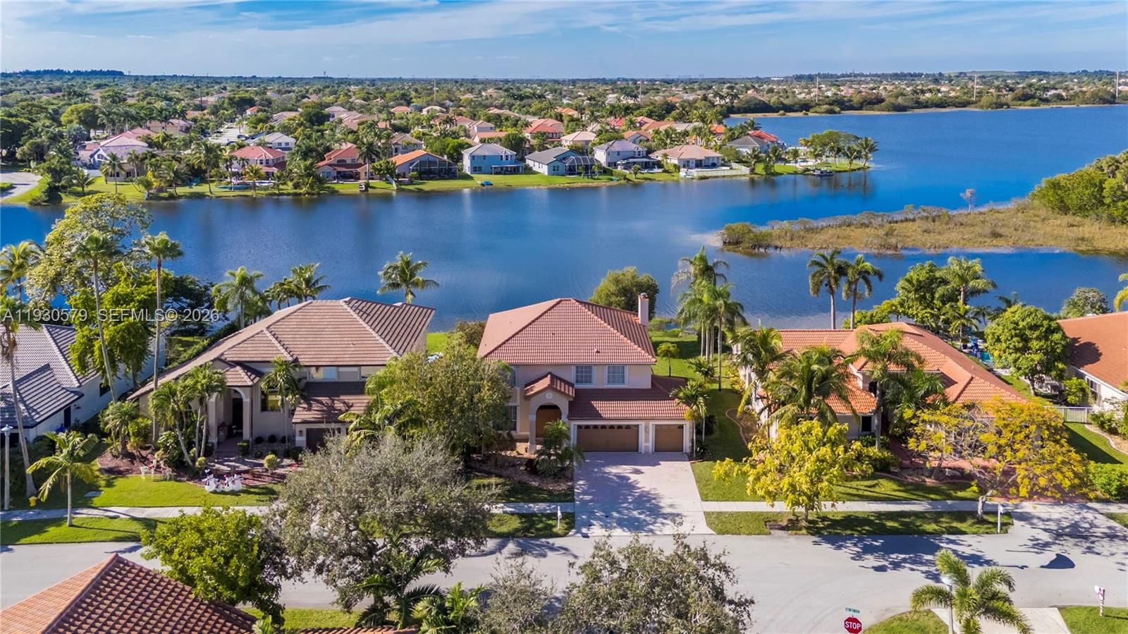 Real estate property located at 1008 180th Ave, Broward, Silver Lakes At Pembroke, Pembroke Pines, FL