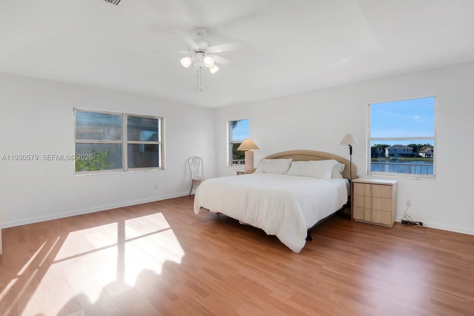 Real estate property located at 1008 180th Ave, Broward, Silver Lakes At Pembroke, Pembroke Pines, FL