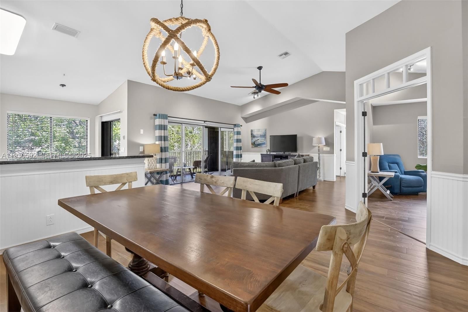 Real estate property located at 10553 10th Ct D-140, Broward, Bridgewater Condo, Plantation, FL