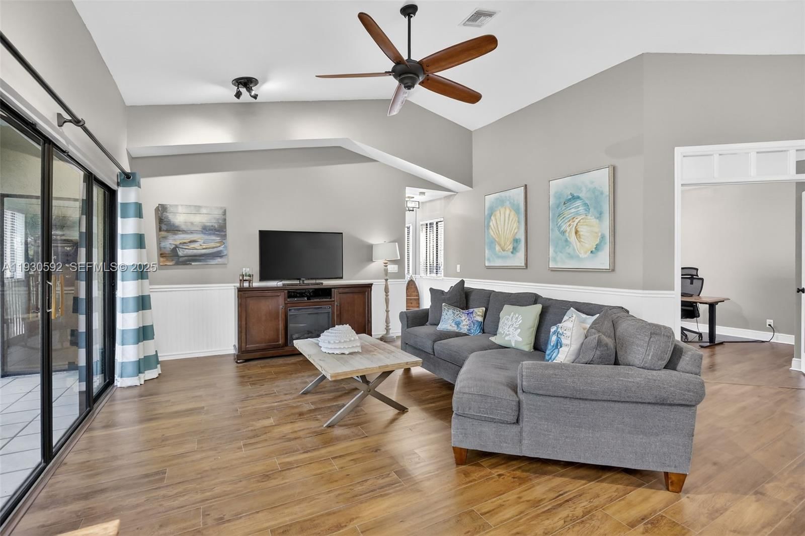 Real estate property located at 10553 10th Ct D-140, Broward, Bridgewater Condo, Plantation, FL