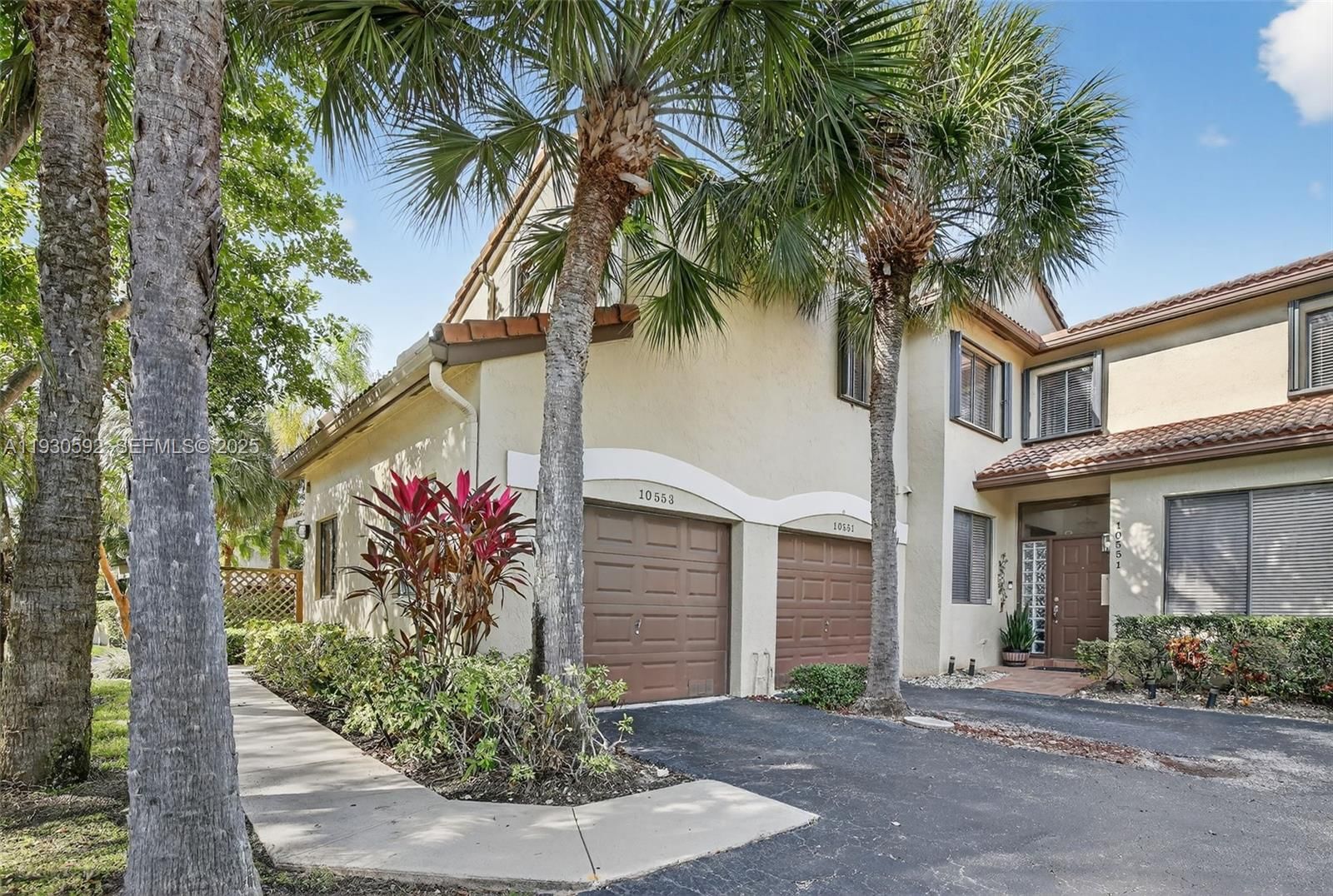 Real estate property located at 10553 10th Ct D-140, Broward, Bridgewater Condo, Plantation, FL