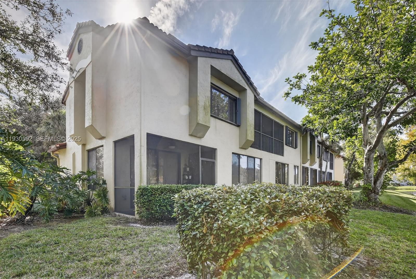 Real estate property located at 10553 10th Ct D-140, Broward, Bridgewater Condo, Plantation, FL