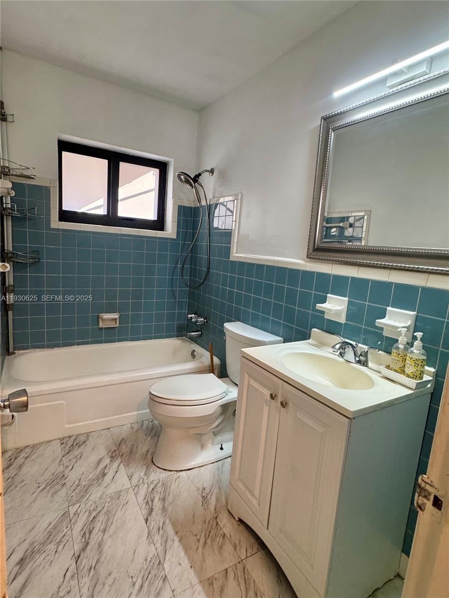 Real estate property located at 630 14th Way, Broward, Lincoln Park Corr Plat, Fort Lauderdale, FL