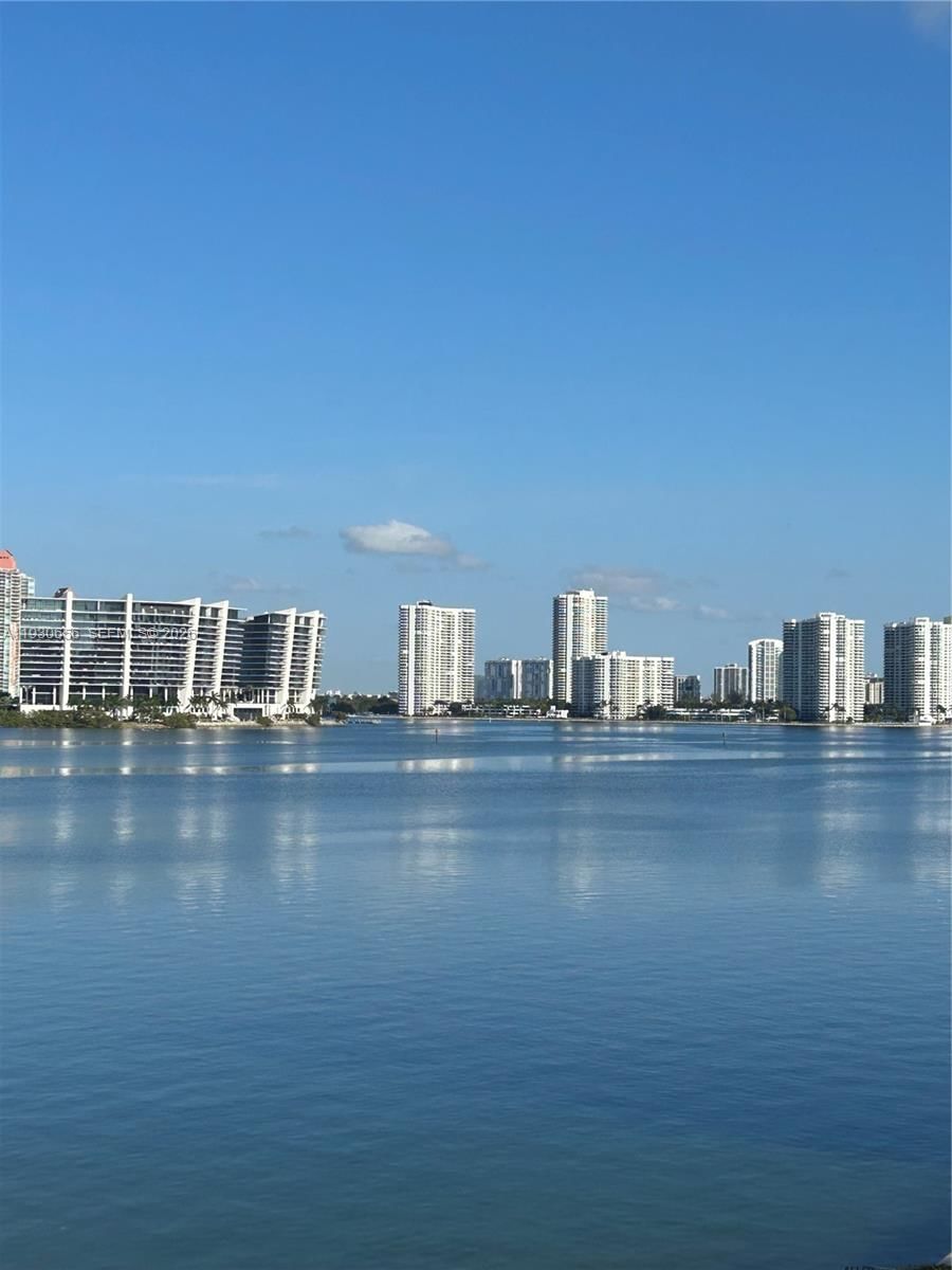 Real estate property located at 251 174th St #418, Miami-dade, Winston Towers 200, Sunny Isles Beach, FL
