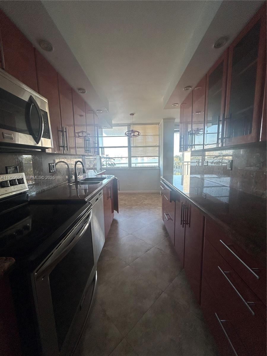Real estate property located at 251 174th St #418, Miami-dade, Winston Towers 200, Sunny Isles Beach, FL