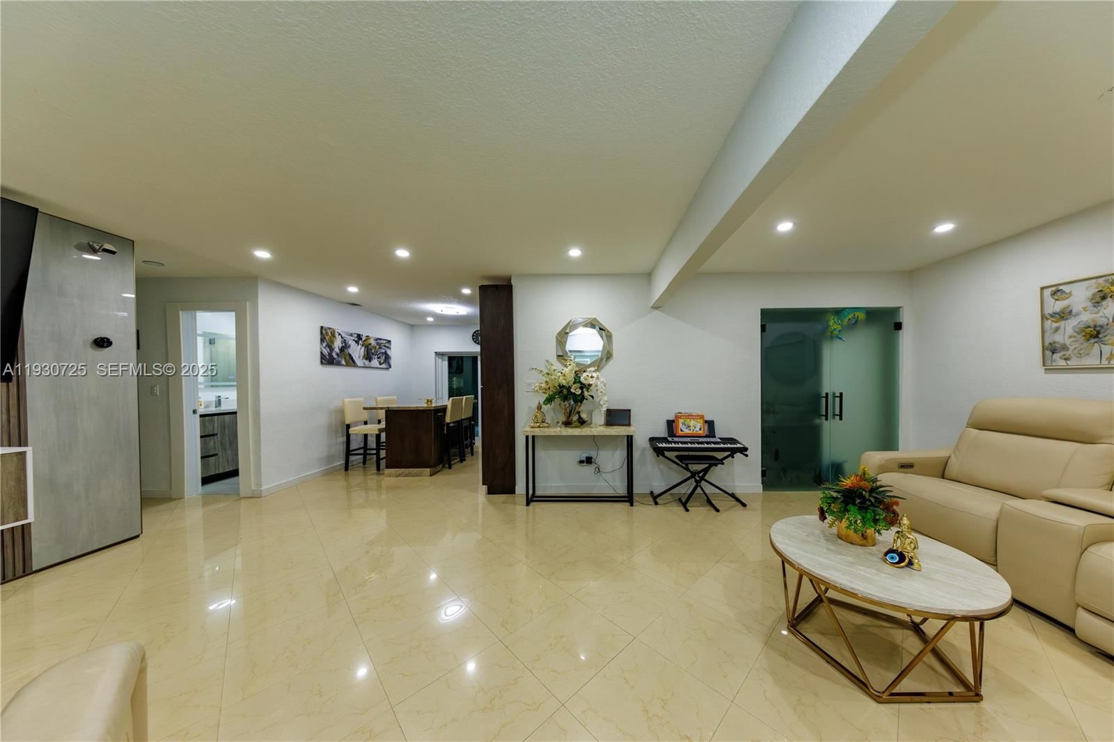 Real estate property located at 4360 205th St, Miami-dade, Starlight, Miami Gardens, FL